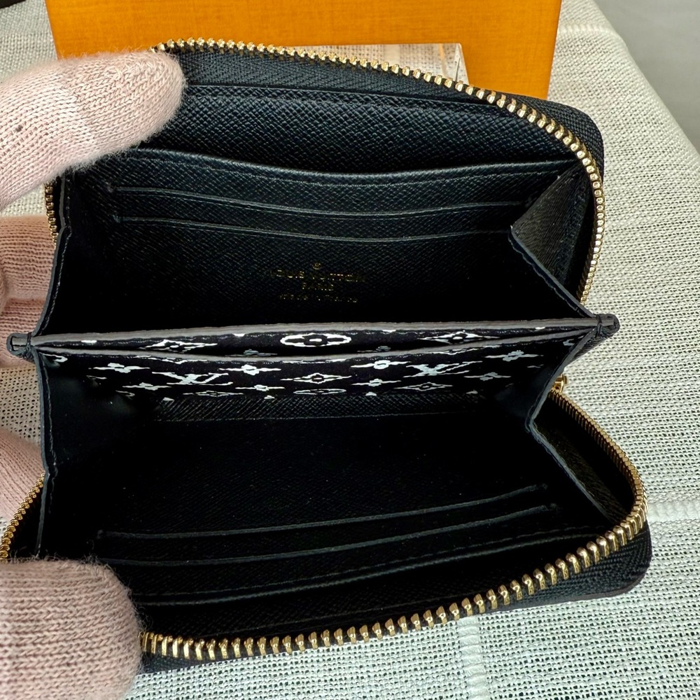 NEW! Louis Vuitton Monogram Giant Jungle Zippy Coin Purse Wallet - Picture 11 of 16